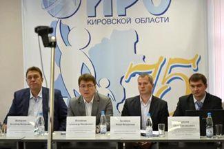 Состоялся круглый стол на тему «Обеспечение информационной безопасности детей в Кировской области»