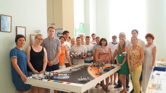 Кафедра предметных областей Института развития образования Кировской области провела в Сочи курсы «Соревновательная и образовательная робототехника»